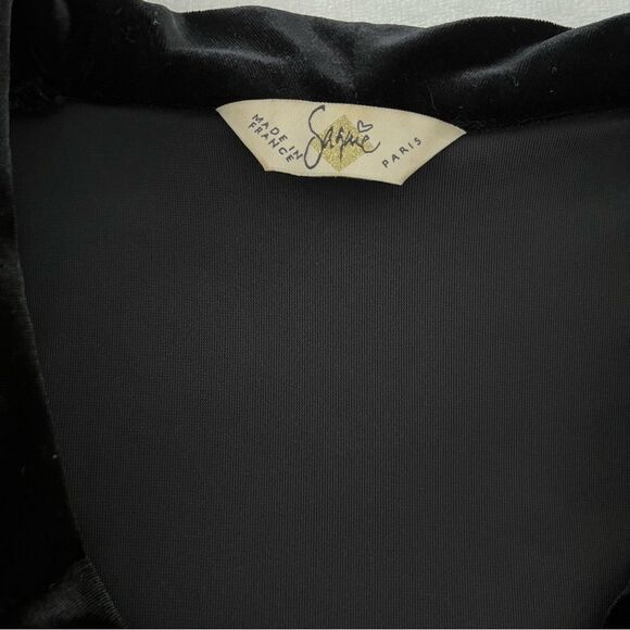 RARE VINTAGE Sagaie Paris Black Velvet Crochet Lace Sequin Blazer, Size 2 - Picture 13 of 15